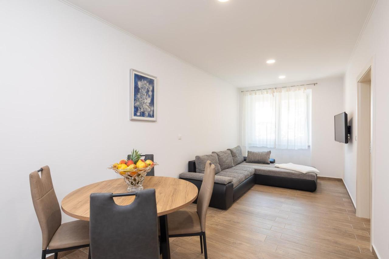 ז'סניסה Direct Beach Apartments מראה חיצוני תמונה