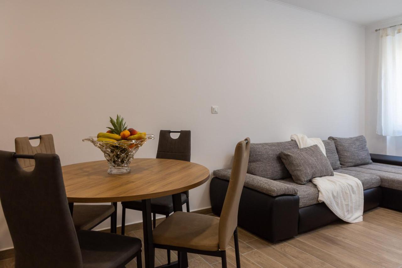 ז'סניסה Direct Beach Apartments מראה חיצוני תמונה